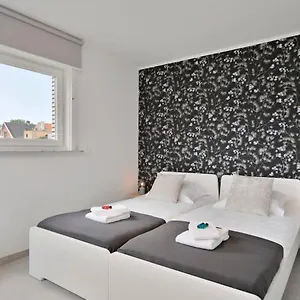  Vakantiehuis Huswell - Spacious With Garden Near The & Sea
